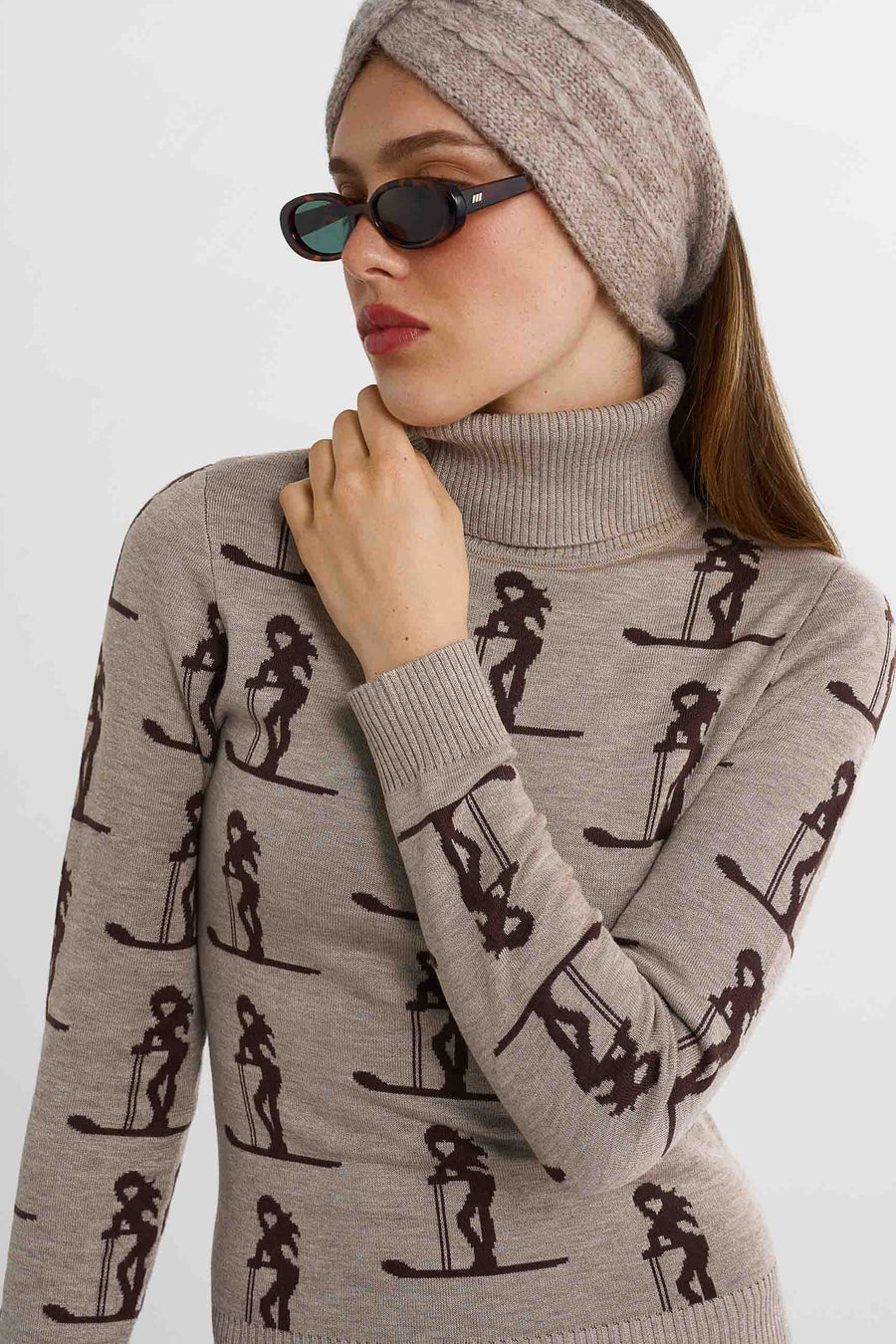 Ski Club Sweater · Beige/Brown