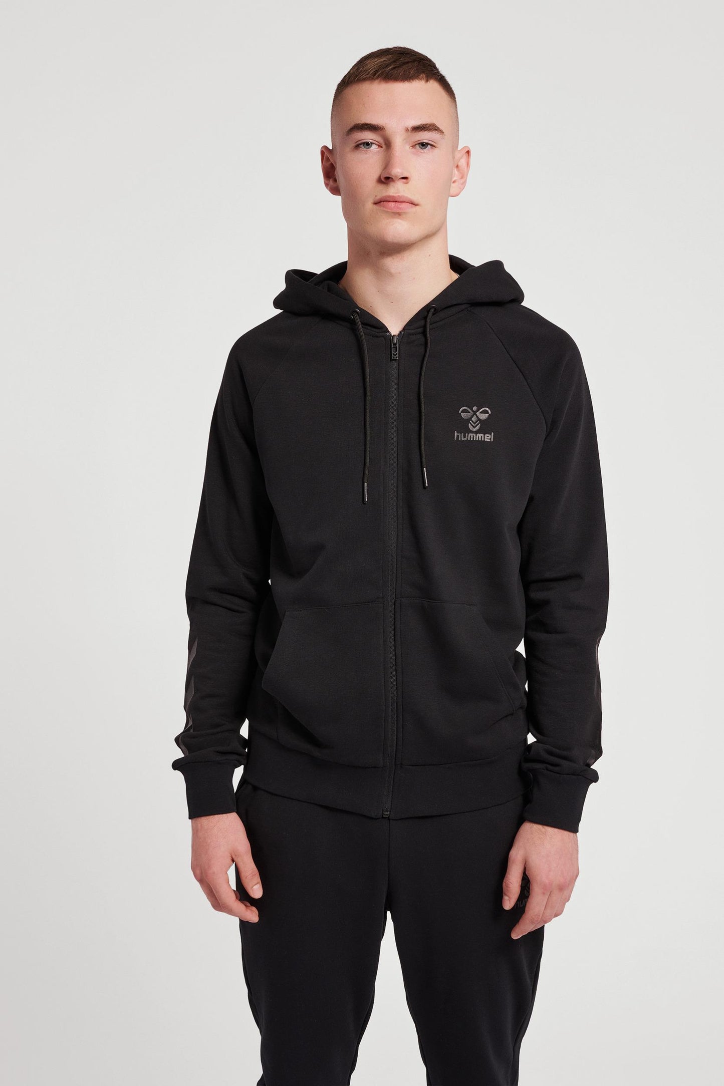 HUMMEL - Hmlisam 2.0 Zip Hoodie - Black