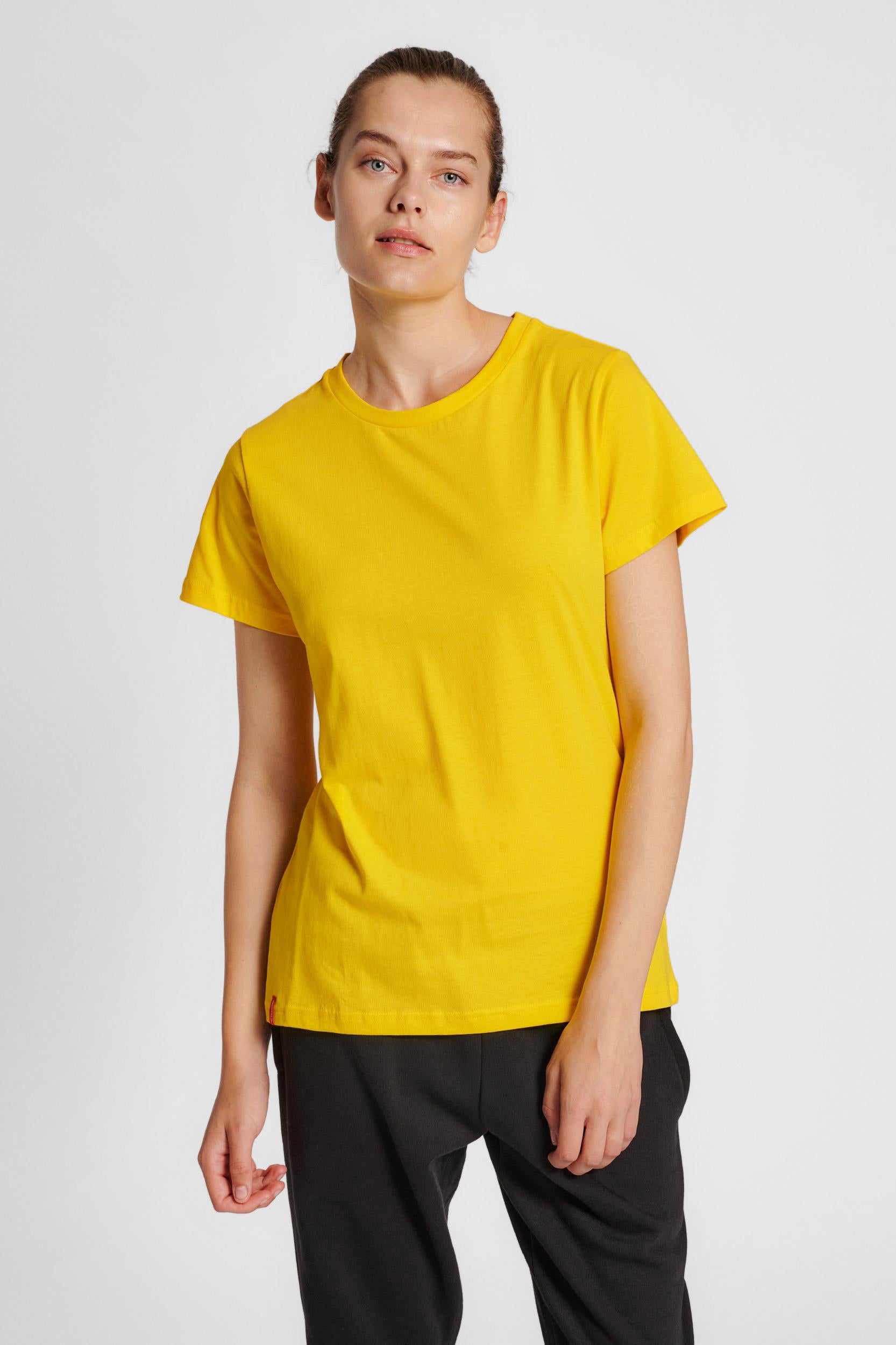 HUMMEL - Hmlred Basic T-shirt S/s Woman - Empire Yellow