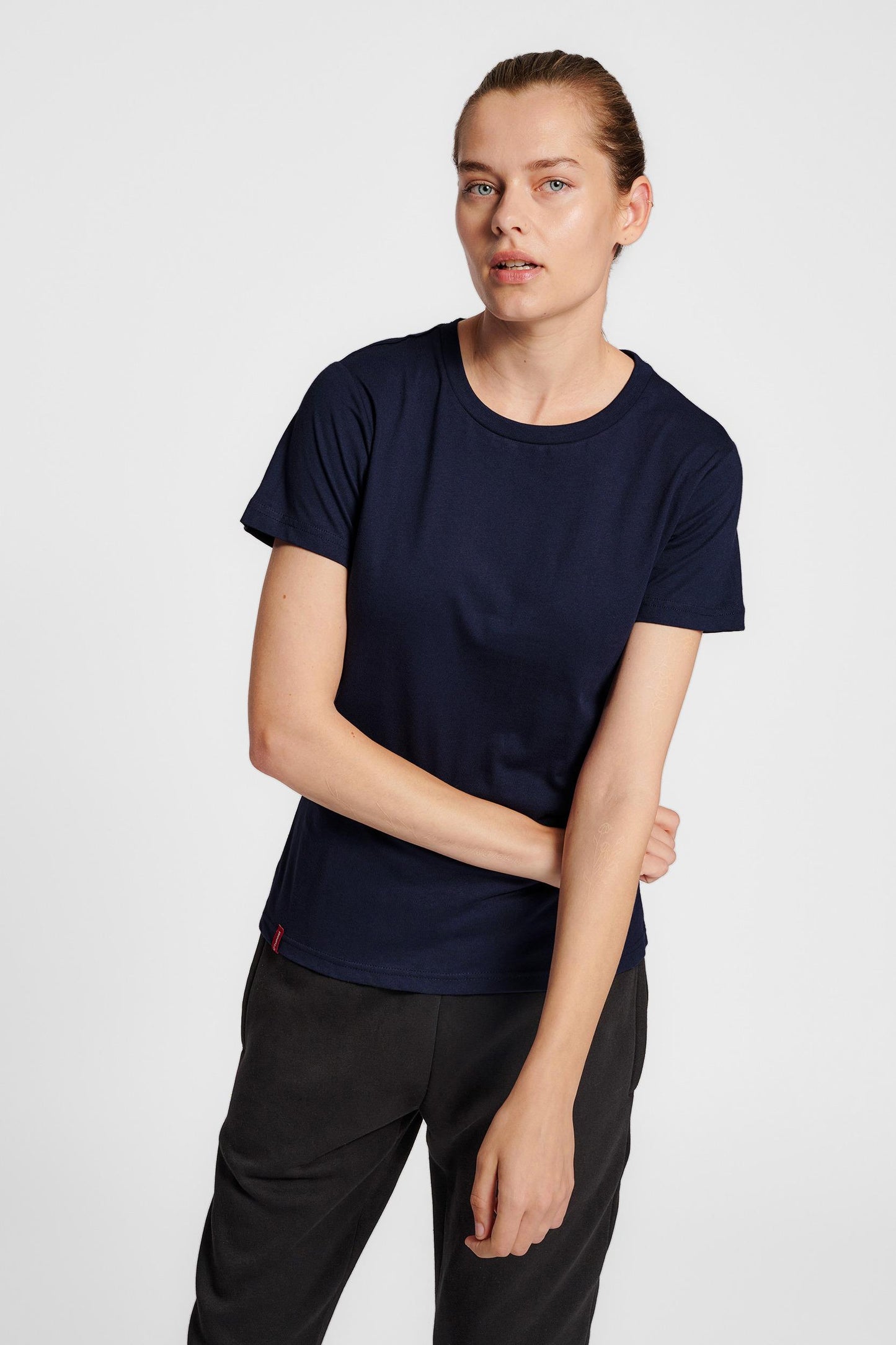 HUMMEL - Hmlred Basic T-shirt S/s Woman - Marine