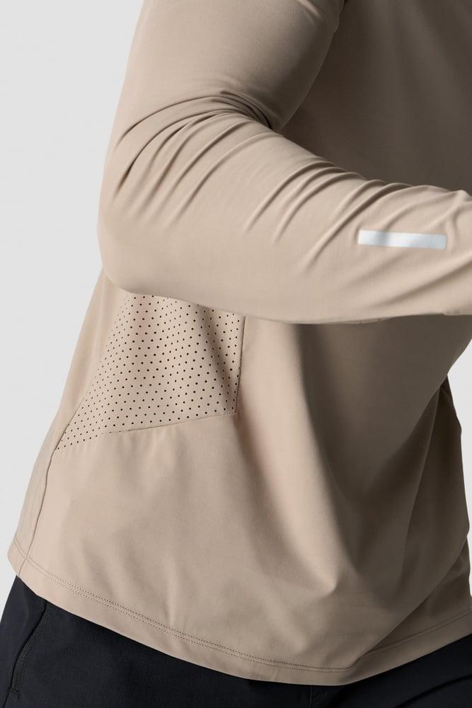 ICANIWILL - Mirage Long Sleeve - Light Dusty Brown