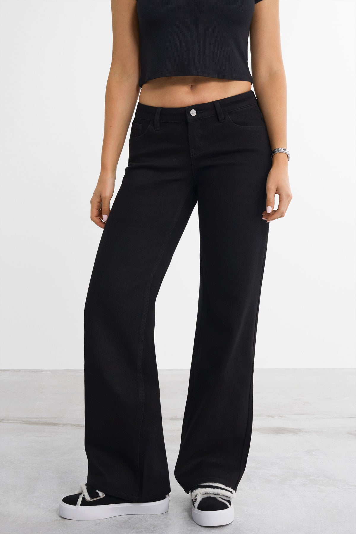 Low Waist Baggy Jeans