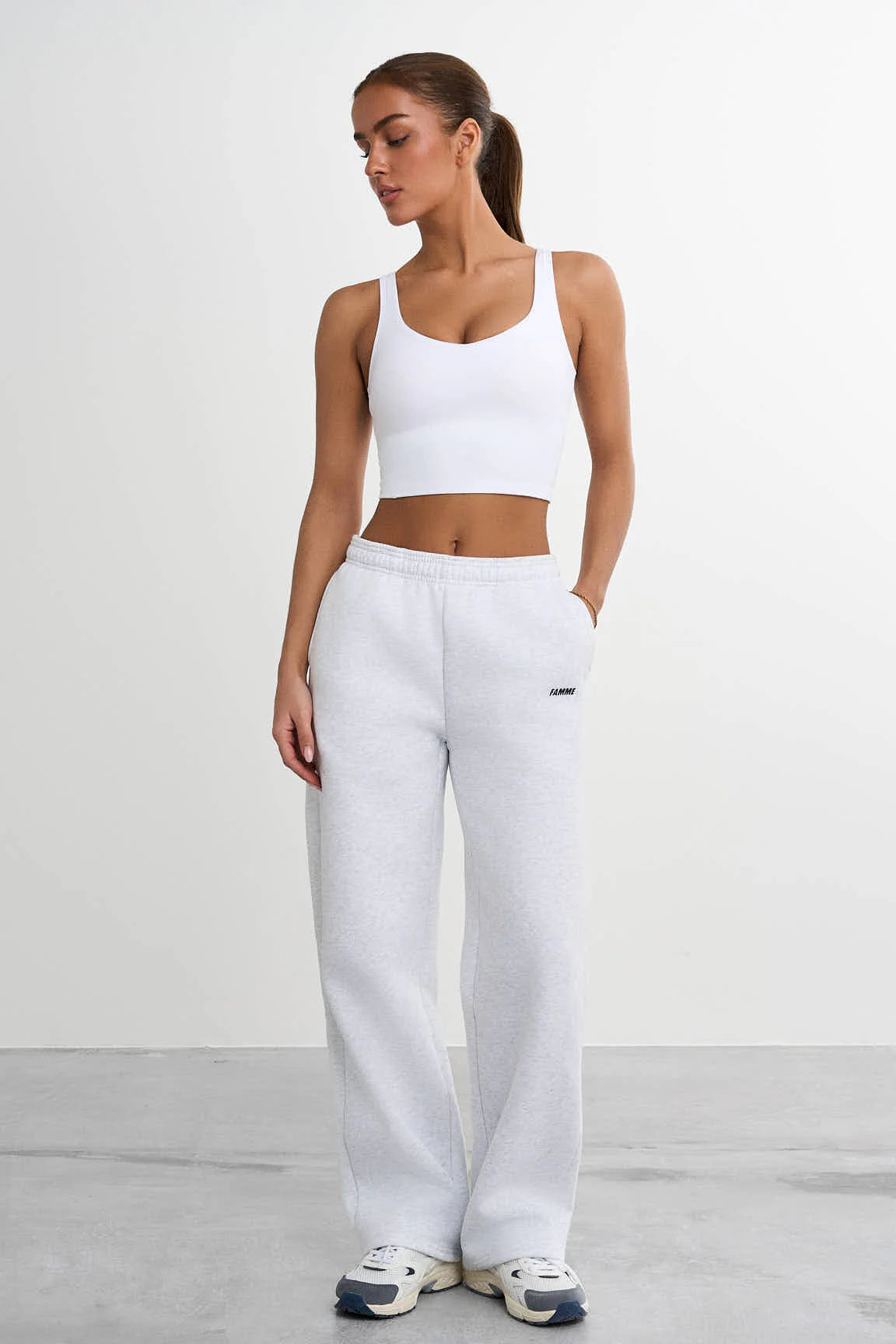 Straight Fit sweatpants